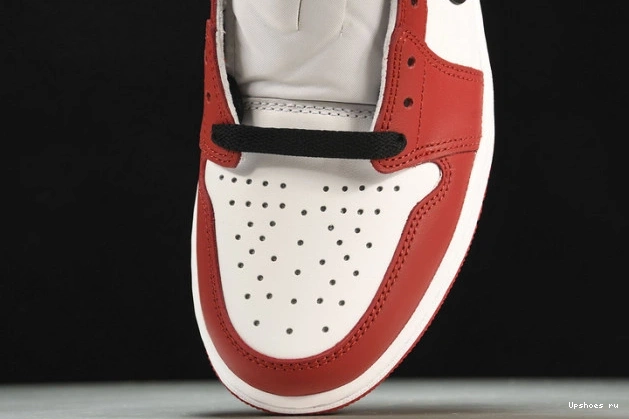    Low (2016) Jordan Chicago  705329-600 Retro 1 0501